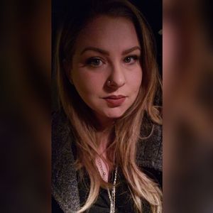 Meet your Posher, Lynn